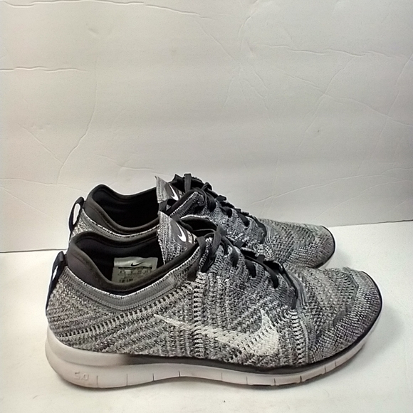 Nike Shoes - Nike Free TR Flyknit Running Sneakers Shoes Women's sz 8.5.